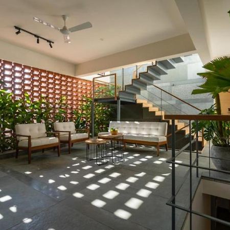 Iris Suites Бангалор Экстерьер фото